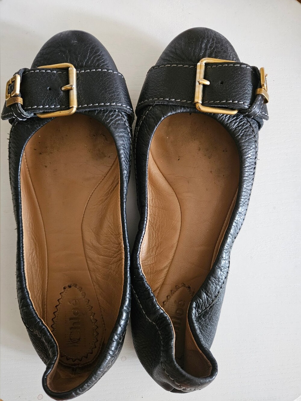 Authentic Women's Chloe Black Leather Gold Buckle Ballet Flats